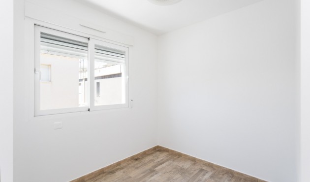 Resale - Villa -
Santa Pola - Gran Alacant