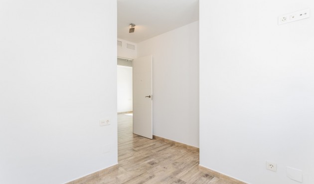 Resale - Villa -
Santa Pola - Gran Alacant