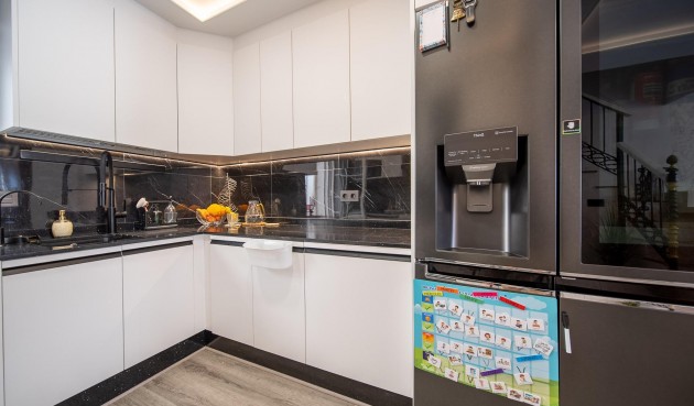 Återförsäljning - Town House -
Orihuela Costa - PAU 26