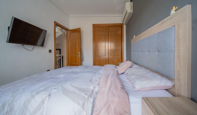 Återförsäljning - Town House -
Orihuela Costa - PAU 26