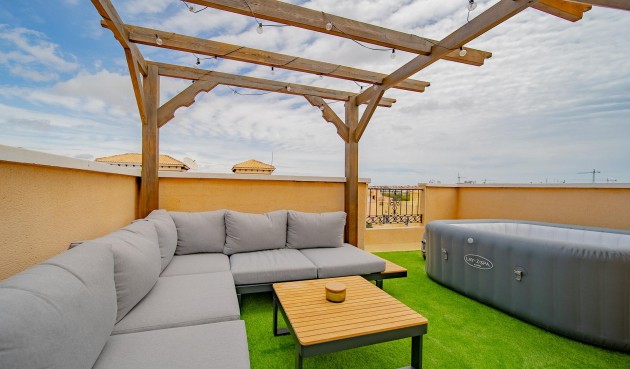 Återförsäljning - Town House -
Orihuela Costa - PAU 26