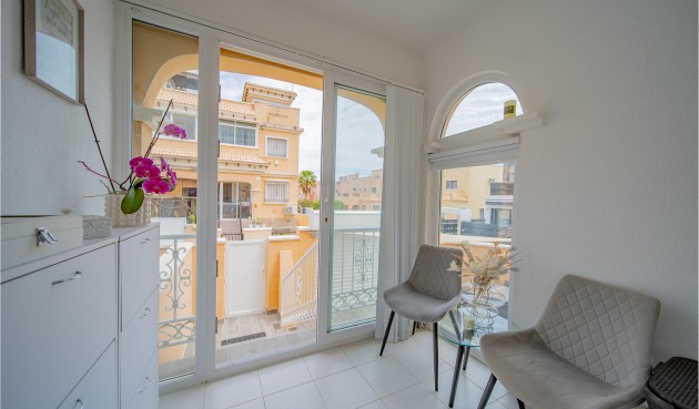 Återförsäljning - Town House -
Orihuela Costa - PAU 26