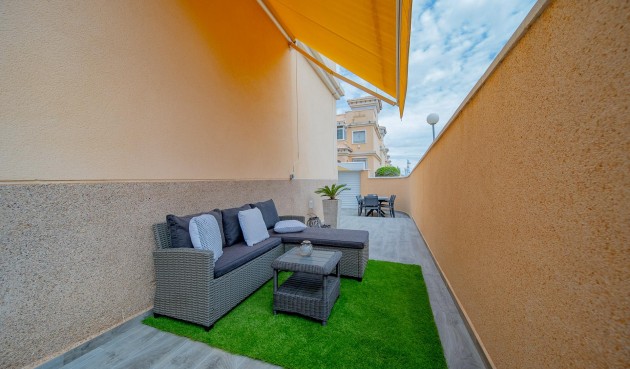 Återförsäljning - Town House -
Orihuela Costa - PAU 26