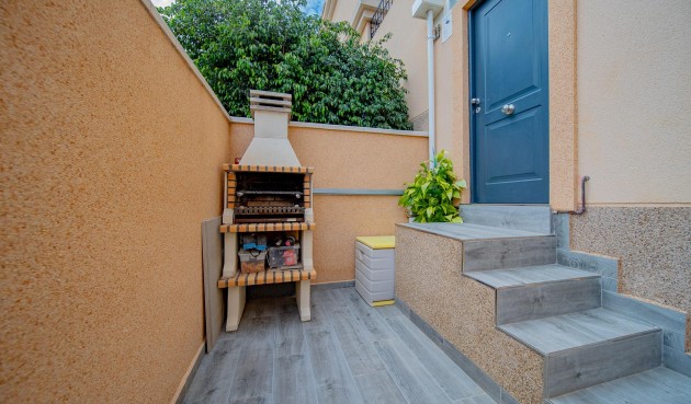 Återförsäljning - Town House -
Orihuela Costa - PAU 26