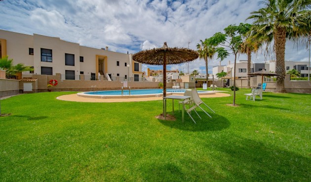Återförsäljning - Town House -
Orihuela Costa - PAU 26