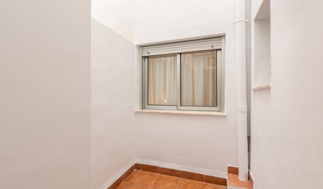 Brukt - Apartment -
Guardamar del Segura - Pueblo