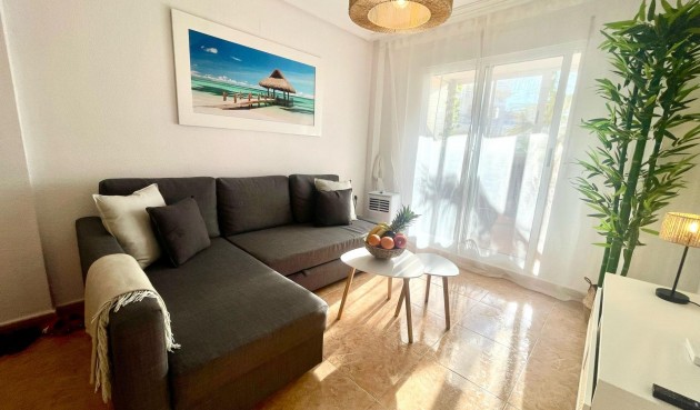 Återförsäljning - Apartment -
Torrevieja - La Mata