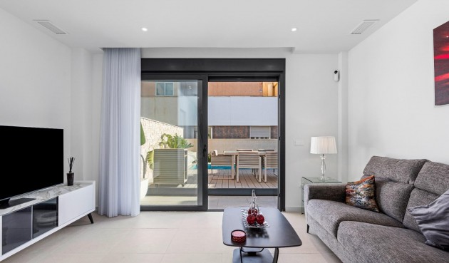 Resale - Villa -
Guardamar del Segura - Guardamar