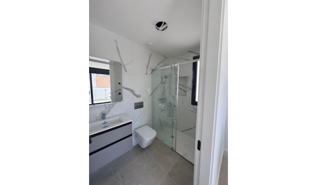 Resale - Villa -
Guardamar del Segura - Guardamar