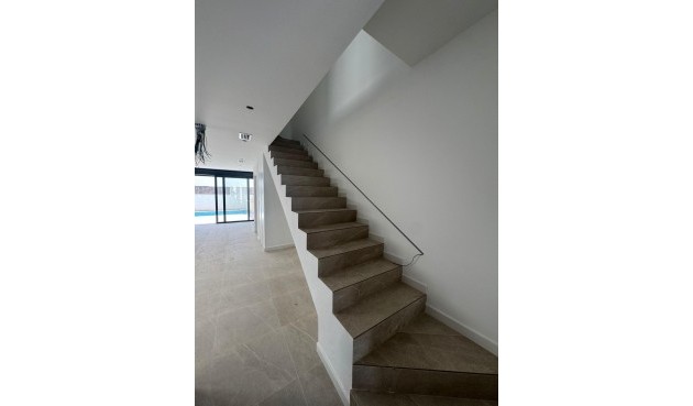 Resale - Villa -
Guardamar del Segura - Guardamar