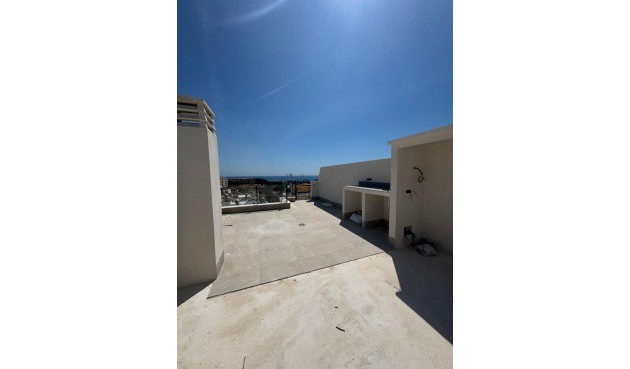 Resale - Villa -
Guardamar del Segura - Guardamar