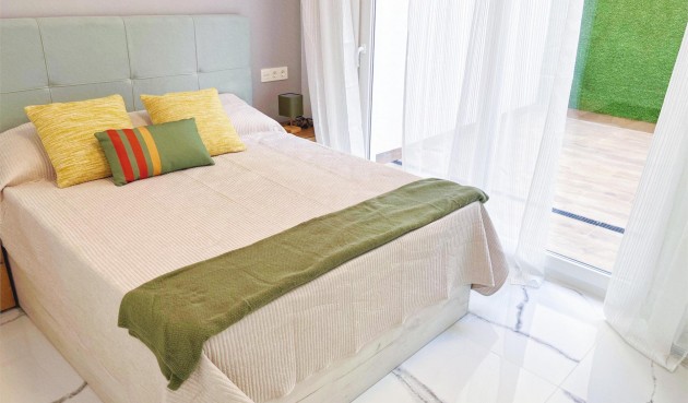 Återförsäljning - Apartment -
Torrevieja - Playa del Cura