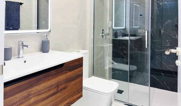 Återförsäljning - Apartment -
Torrevieja - Playa del Cura