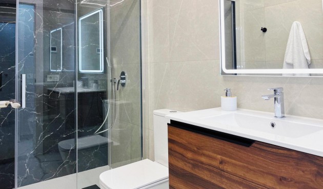 Återförsäljning - Apartment -
Torrevieja - Playa del Cura