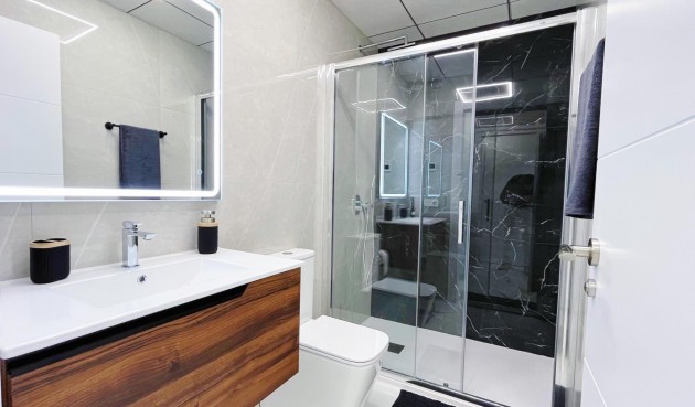 Återförsäljning - Apartment -
Torrevieja - Playa del Cura