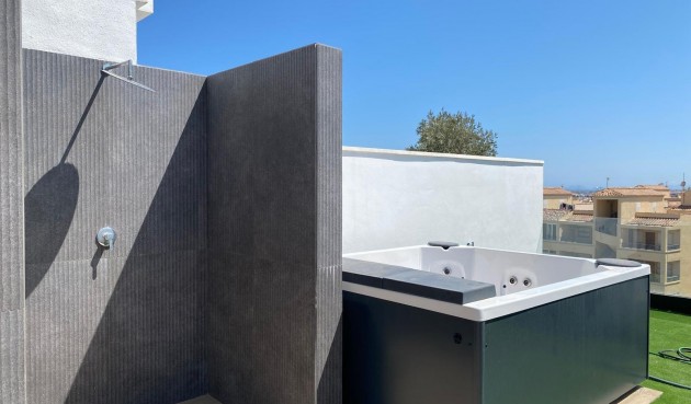 Resale - Penthouse -
Torrevieja - Punta Prima