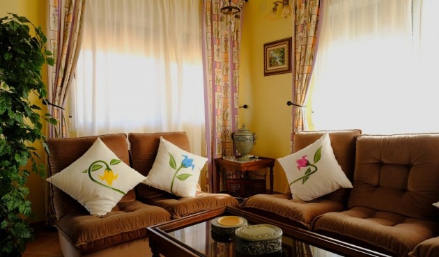 Brukt - Villa -
Orihuela - Orihuela Ciudad