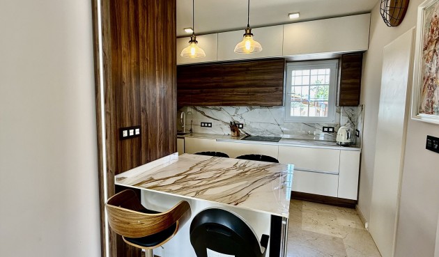 Brukt - Villa -
Orihuela Costa - Costa Blanca