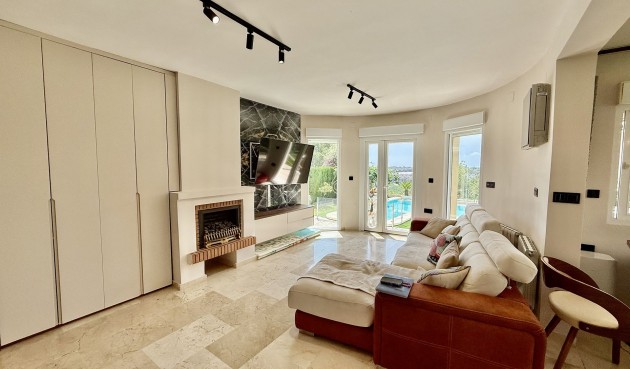 Brukt - Villa -
Orihuela Costa - Costa Blanca