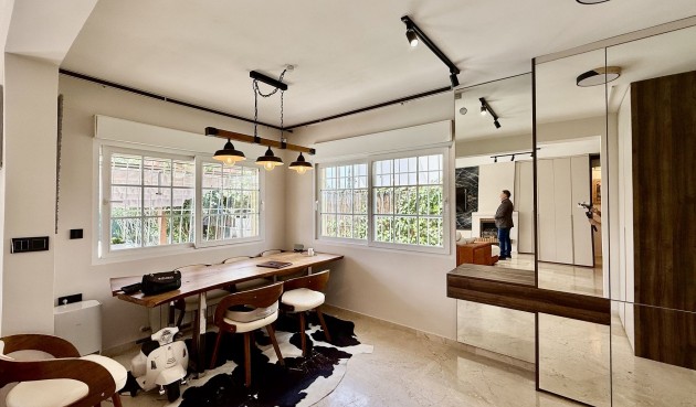 Brukt - Villa -
Orihuela Costa - Costa Blanca