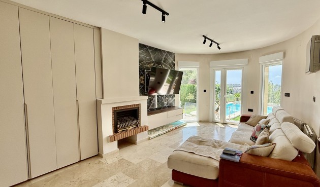 Brukt - Villa -
Orihuela Costa - Costa Blanca