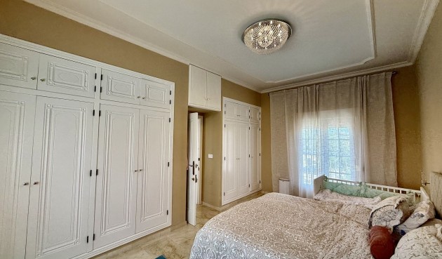 Brukt - Villa -
Orihuela Costa - Costa Blanca