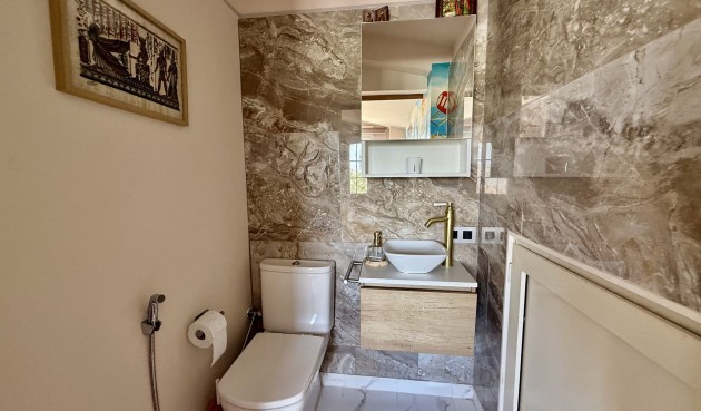 Brukt - Villa -
Orihuela Costa - Costa Blanca