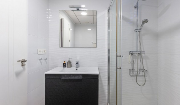 Resale - Villa -
Torrevieja - Rosaleda