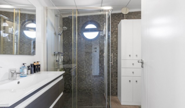 Resale - Villa -
Torrevieja - Rosaleda