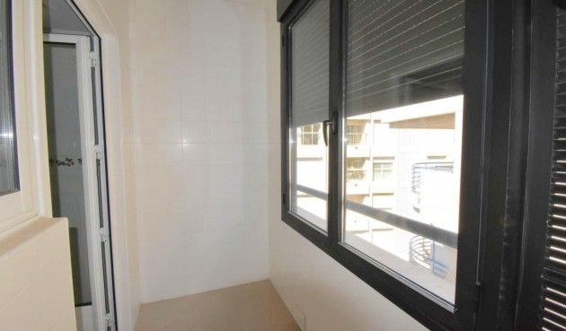 Brukt - Apartment -
Torrevieja - Centro - Muelle Pesquero