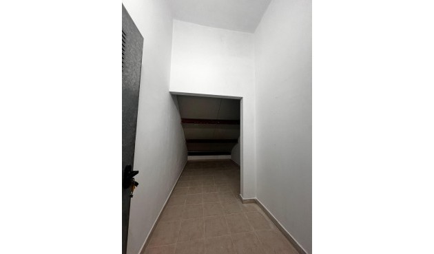 Brukt - Apartment -
Torrevieja - Centro - Muelle Pesquero