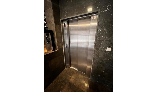 Brukt - Apartment -
Torrevieja - Centro - Muelle Pesquero