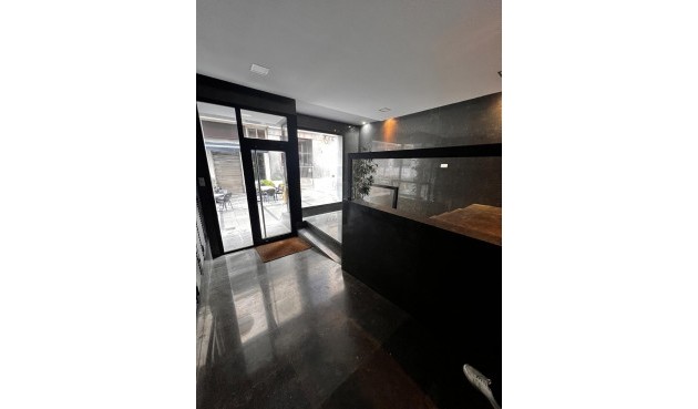 Brukt - Apartment -
Torrevieja - Centro - Muelle Pesquero