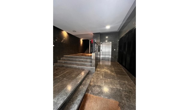 Brukt - Apartment -
Torrevieja - Centro - Muelle Pesquero