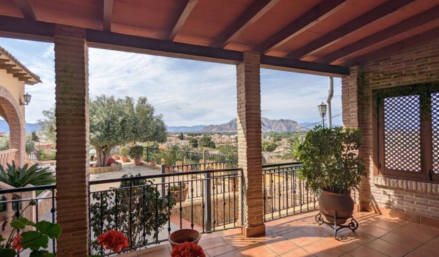 Brukt - Villa -
Bigastro - Inland