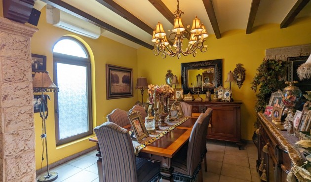 Brukt - Villa -
Bigastro - Inland