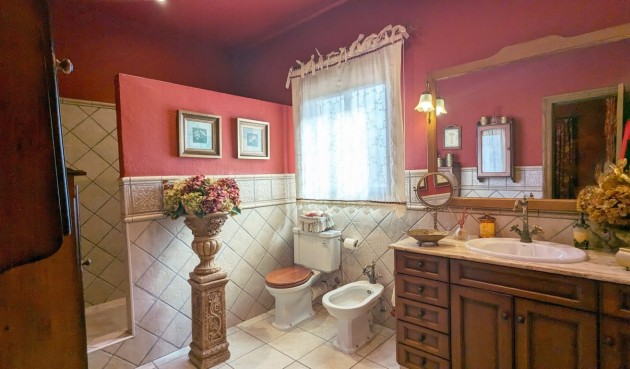 Brukt - Villa -
Bigastro - Inland