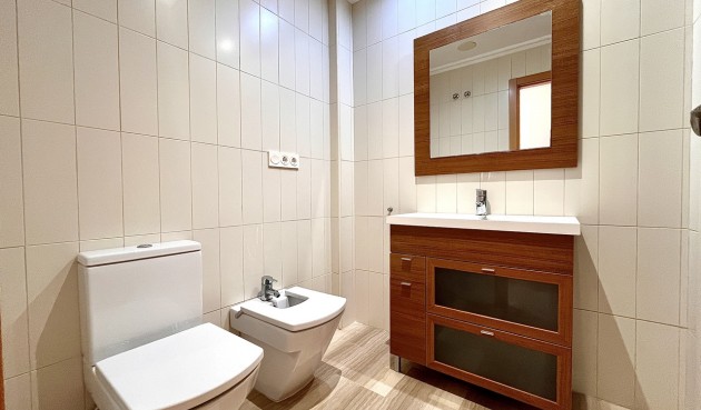 Resale - Apartment -
Santa Pola - Costa Blanca