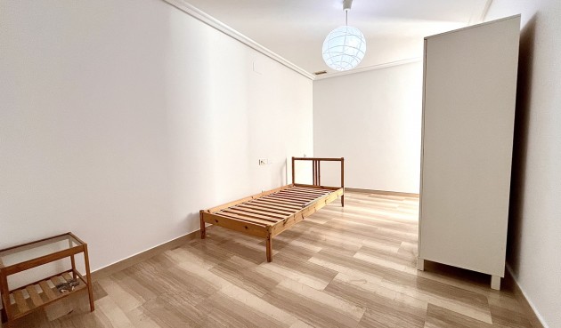 Resale - Apartment -
Santa Pola - Costa Blanca