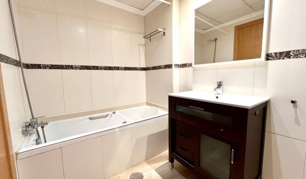 Resale - Apartment -
Santa Pola - Costa Blanca