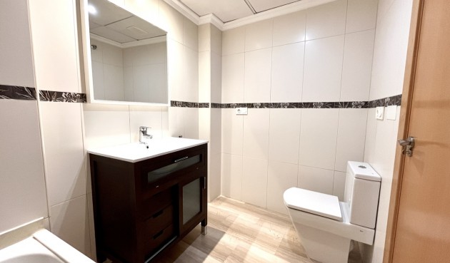 Resale - Apartment -
Santa Pola - Costa Blanca