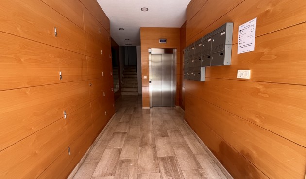 Resale - Apartment -
Santa Pola - Costa Blanca