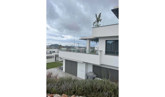 Återförsäljning - Apartment -
Finestrat