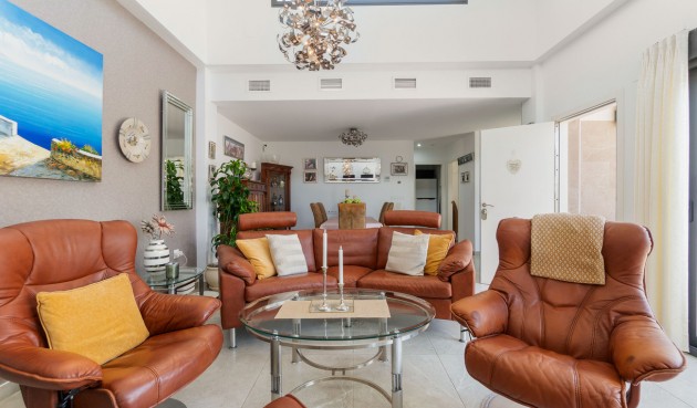 Återförsäljning - Villa -
Daya Nueva - Costa Blanca