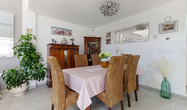 Återförsäljning - Villa -
Daya Nueva - Costa Blanca