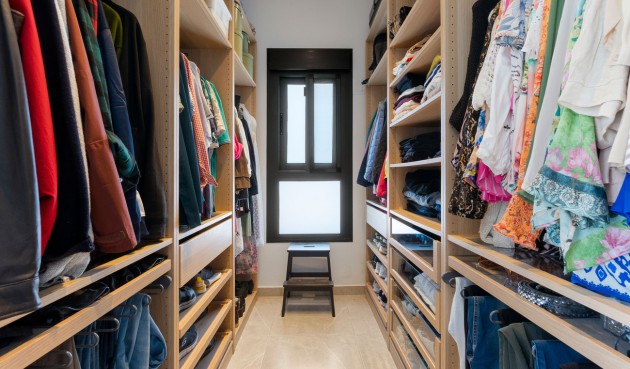 Återförsäljning - Villa -
Daya Nueva - Costa Blanca