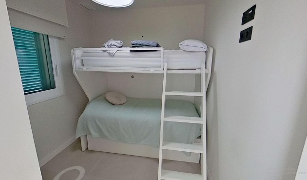 Resale - Bungalow -
Pilar de la Horadada - El Mojón