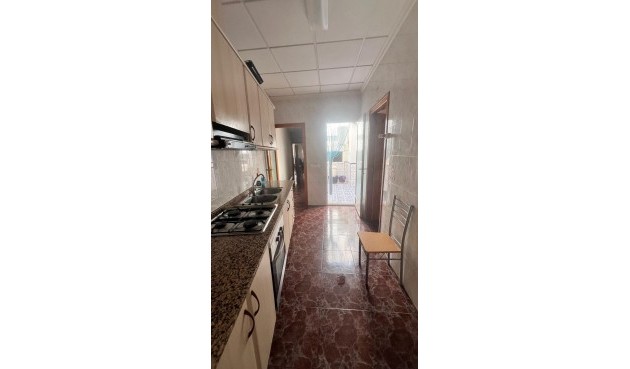 Brukt - Town House -
Torrevieja - Estacion De Autobuses