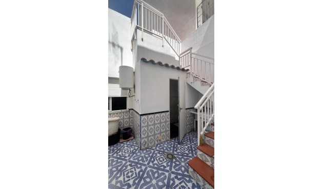 Brukt - Town House -
Torrevieja - Estacion De Autobuses