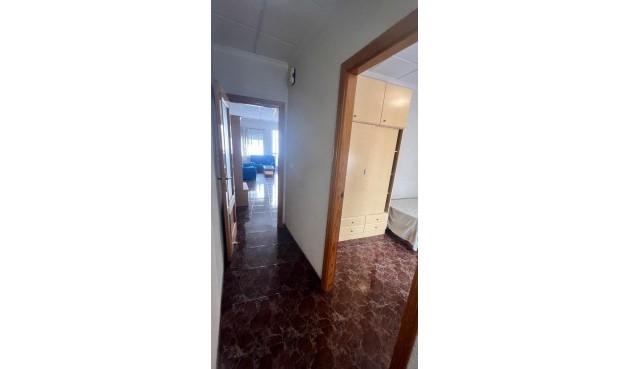 Brukt - Town House -
Torrevieja - Estacion De Autobuses